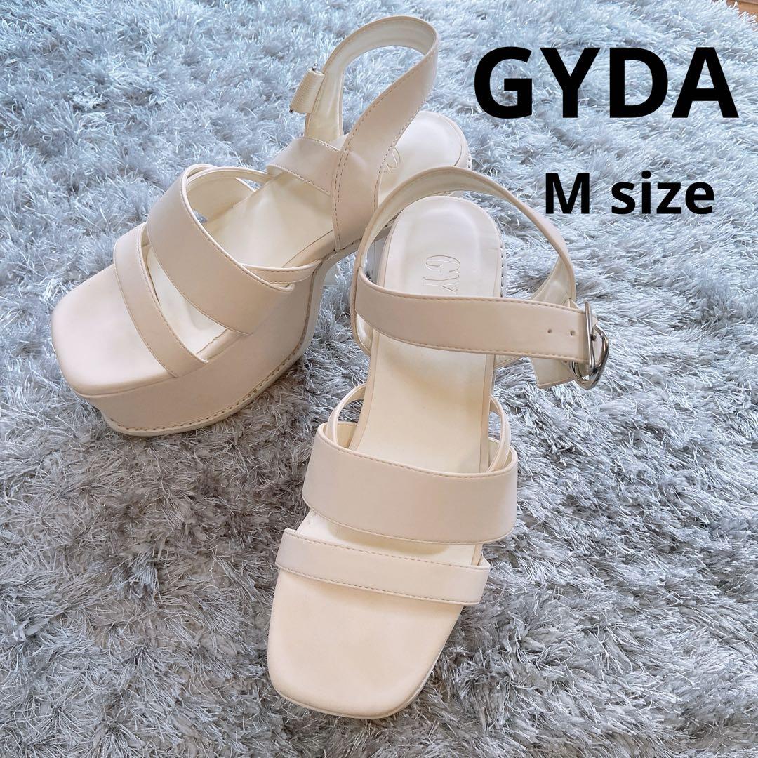 GYDA チャンキーヒール サンダル ホワイト 太ヒール Mサイズ ジェイダ靴