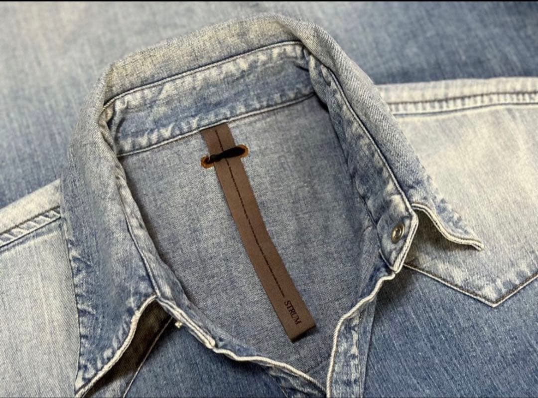 STRUM 8oz 三つ綾 ムラ糸デニムシャツ 稲葉浩志氏着用 STRUM 8oz 三つ綾 ムラ糸デニムシャツ 稲葉浩志氏着用