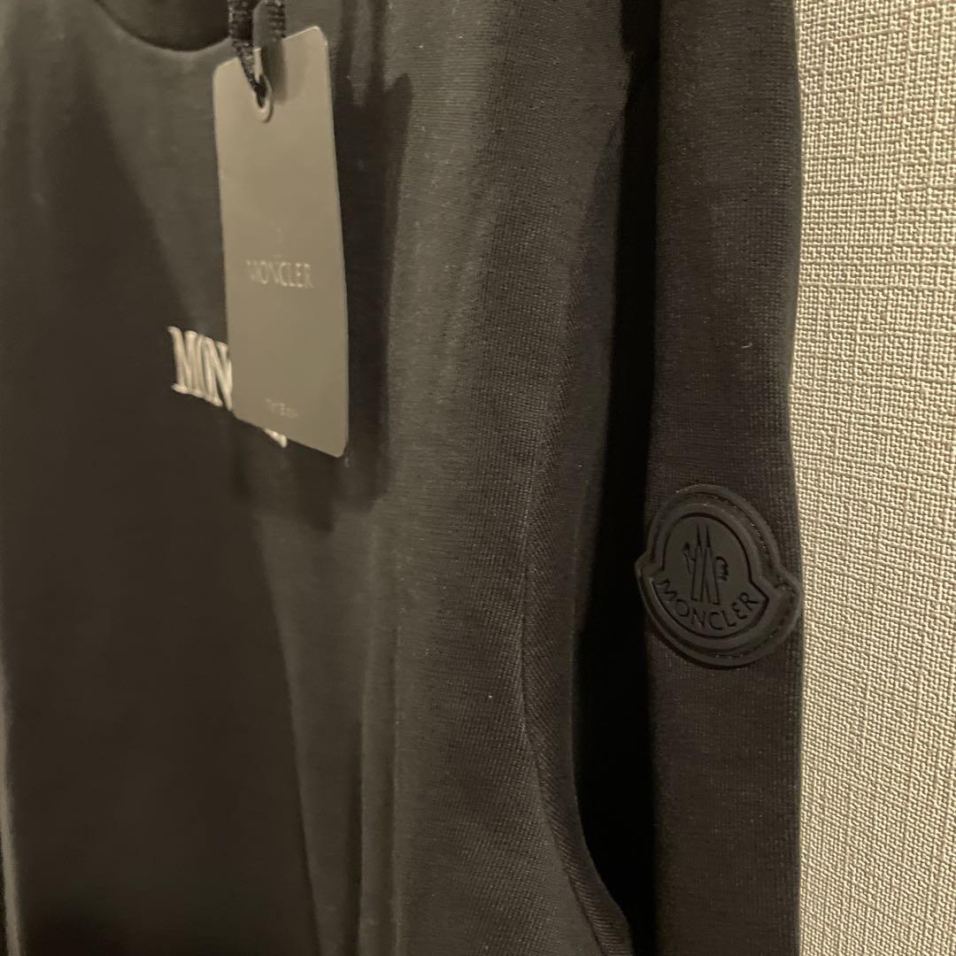 【新品未使用】MONCLER 24AW新作SWEATクルーネックスウェット