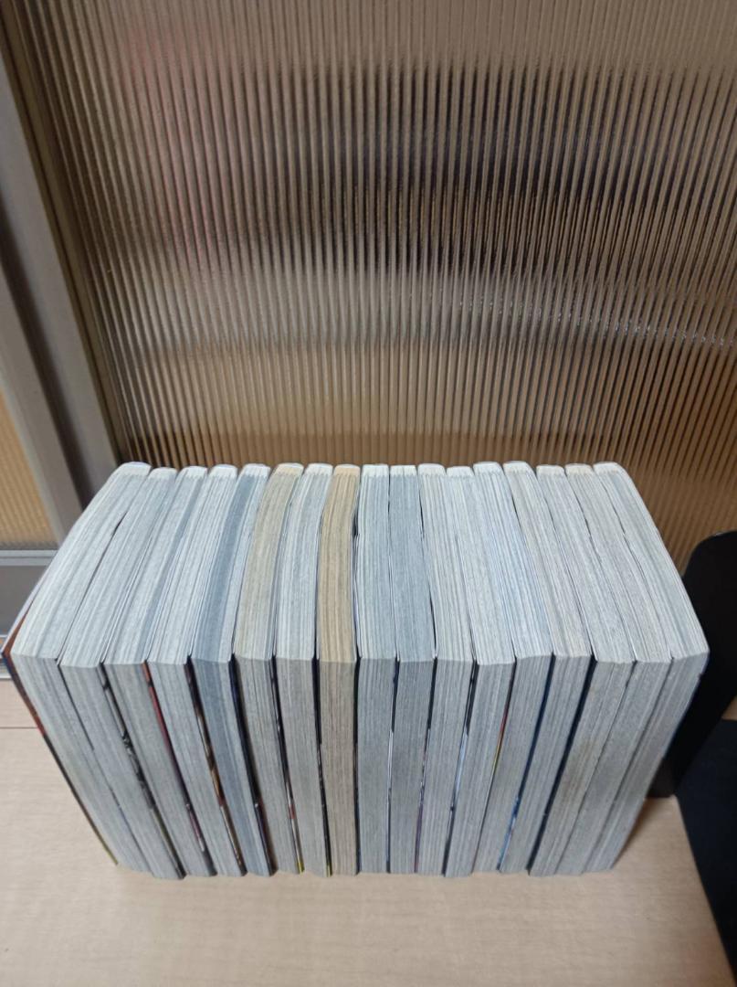 美品 初版 即納 進撃の巨人 全巻 全巻セット 送料無料 コンビニ決済歓迎