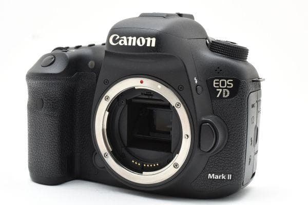 キャノン Canon EOS 7D Mark II 一眼レフ 元箱付 #3245 キャノン Canon EOS 7D Mark II 一眼レフ 元箱付 #3245 - メルカリ