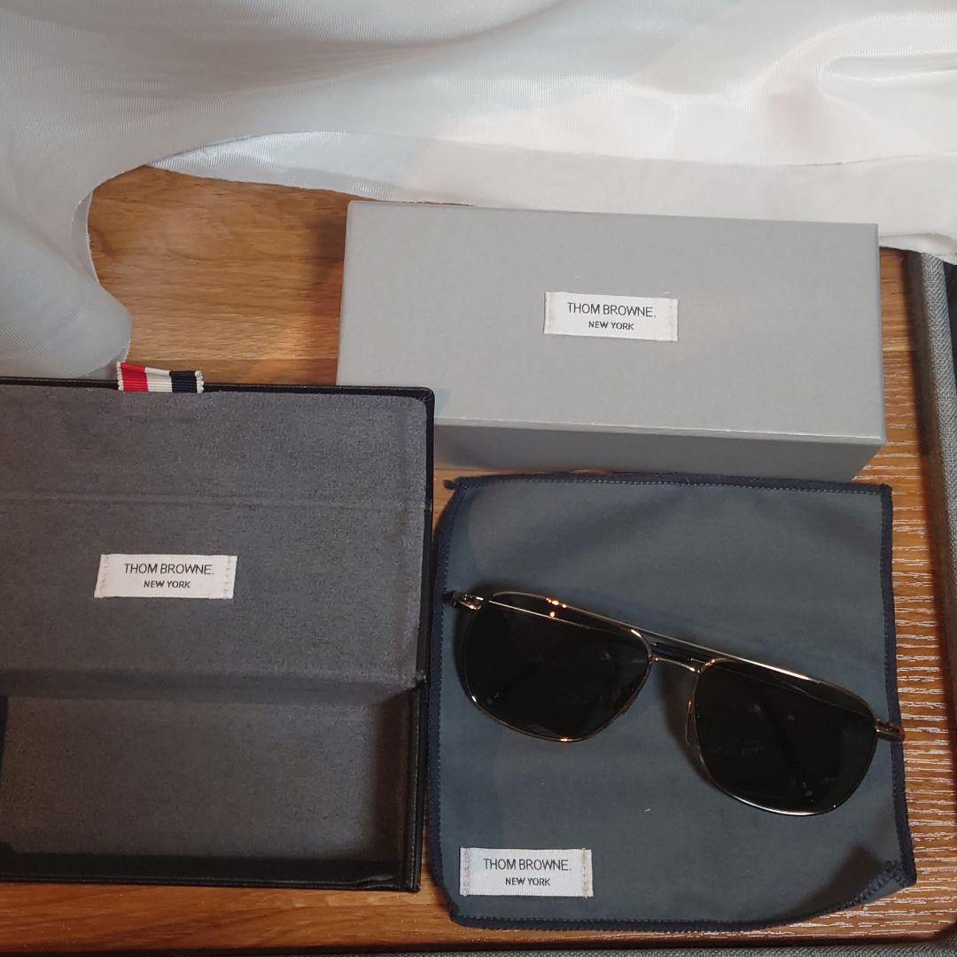 THOM BROWNE「TB-103-A-GLD-58」サングラス