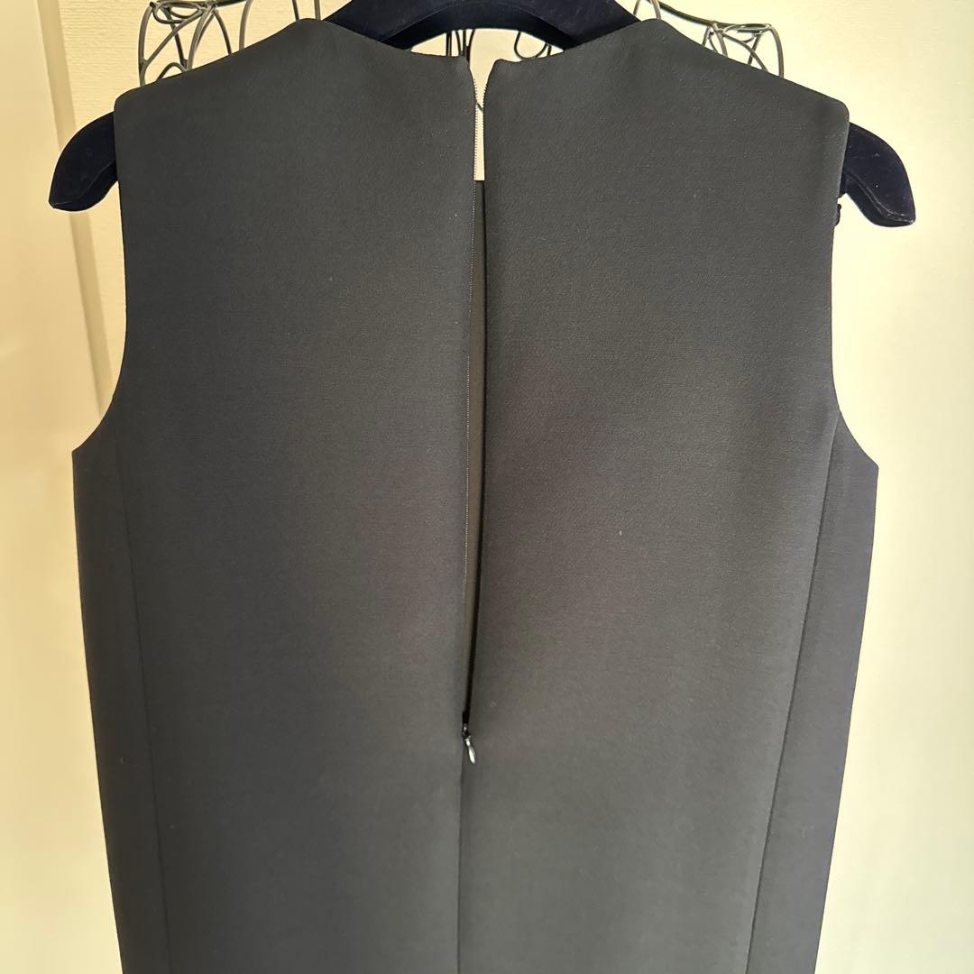 ディオール 刺繍 ワンピース 34 ディオール 刺繍 ワンピース 34