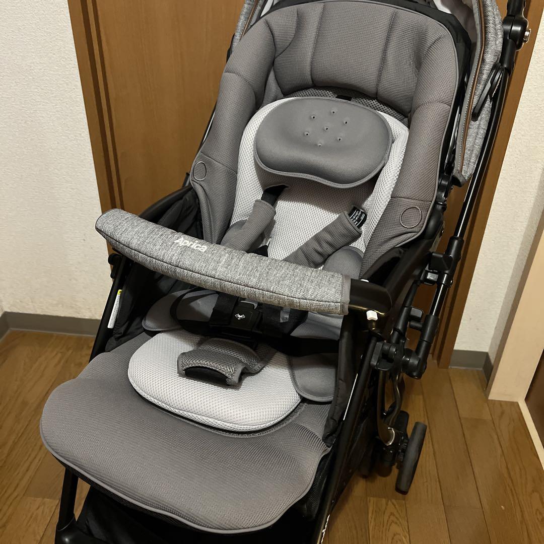 美品 アップリカ ラクーナビッテクッション アカチャンホンポ限定 ベビーカー