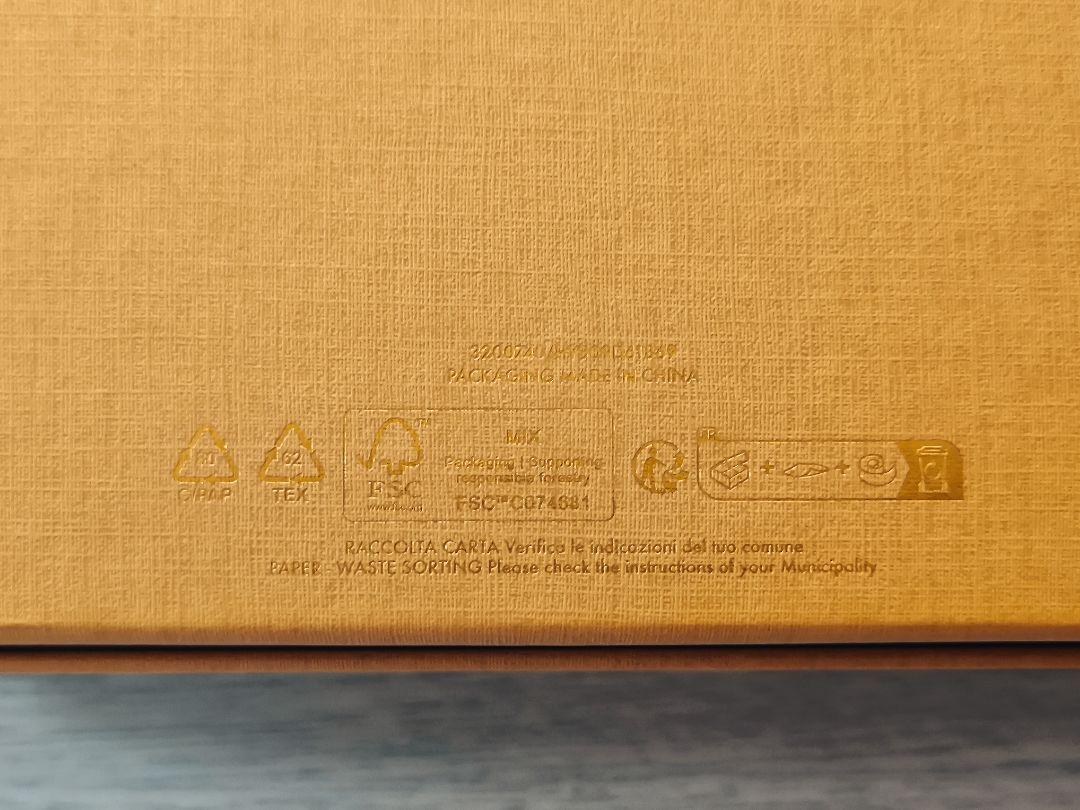 正規品　美品　ルイヴィトン マグネット式 空箱4個➕シューズ空箱2個セット ルイヴィトン マグネット付空箱×4個セット リボンとカード付き