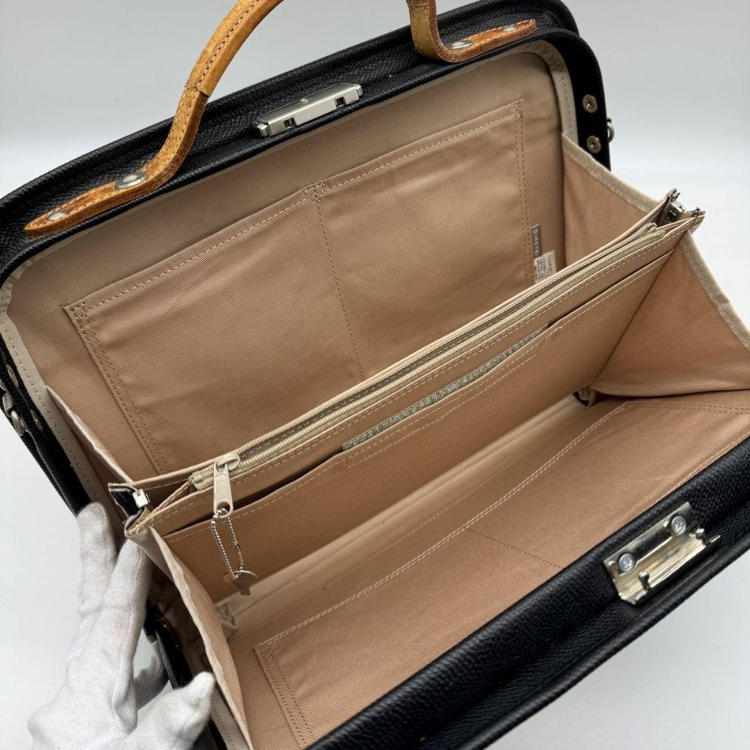 美品☆CASTELBAJAC　ブリーフケース　2way　ビジネスバッグ　ブラック