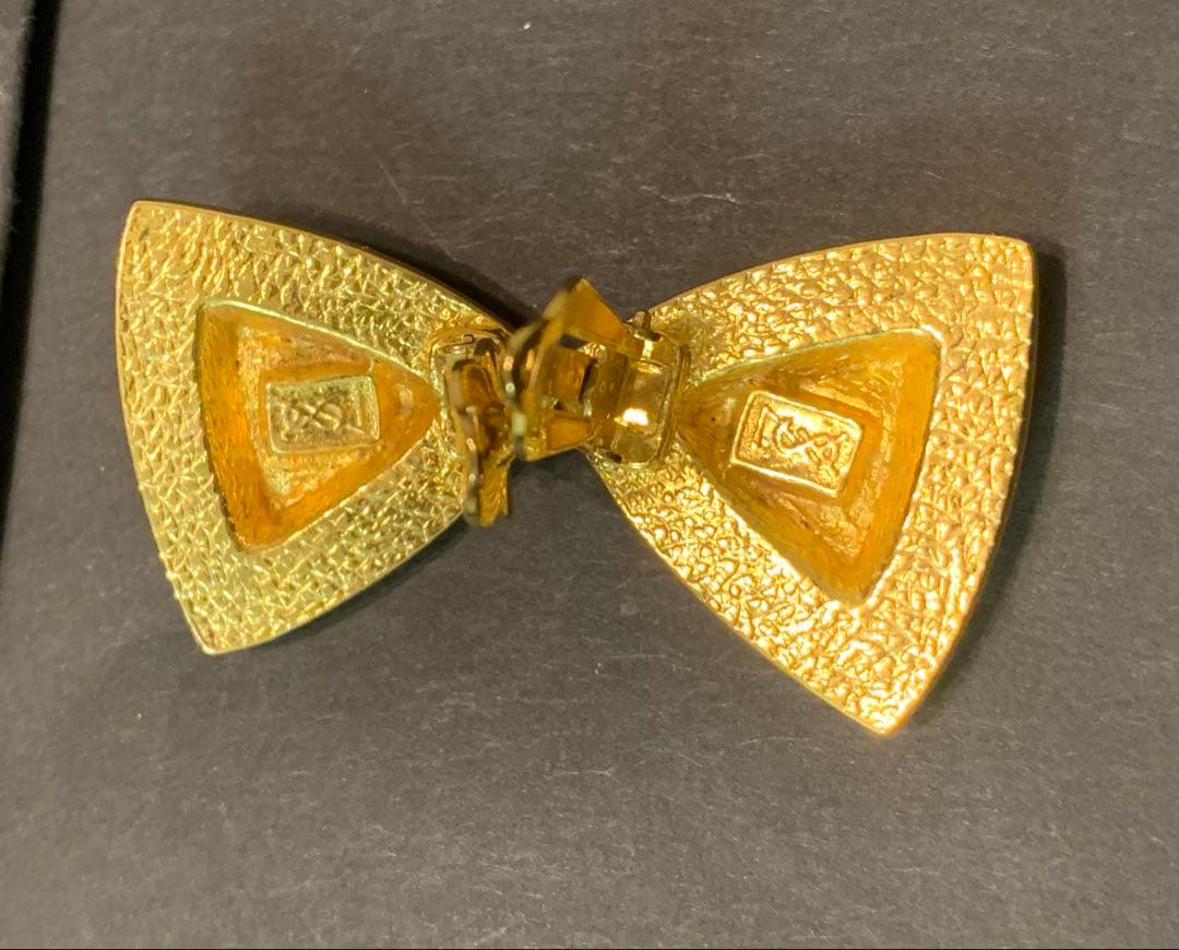 YSL イヴサンローラン　イヤリング　ゴールド　ヴィンテージ希少　美品