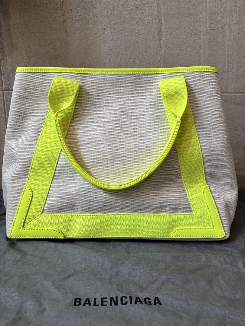 新品未使用BALENCIAGA バレンシアガ カバス トートバッグ　M イエロー