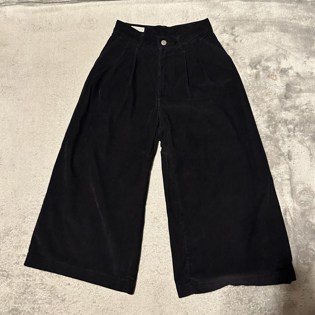 11747391 Levi's コーデュロイパンツ