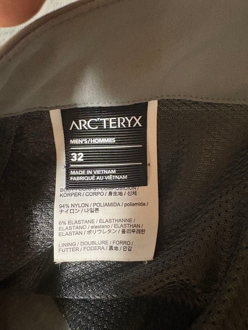 アークテリクス ショートパンツ