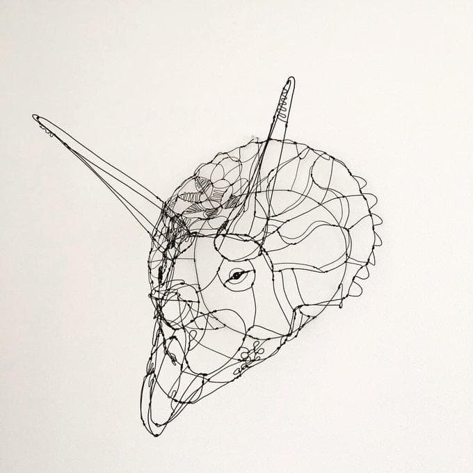 ティラノサウルス ワイヤーアート目立った傷や汚れなし