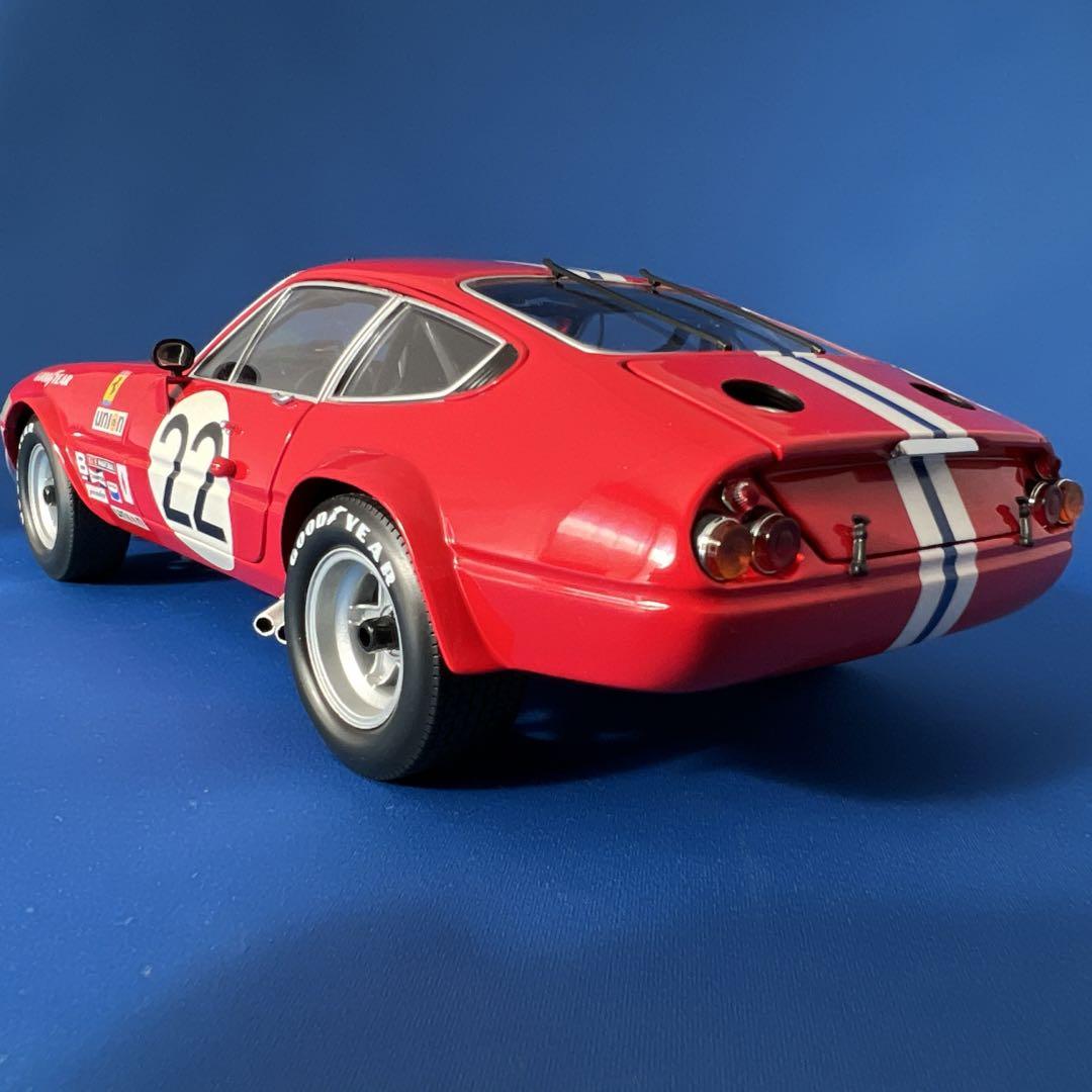 1/18 京商  フェラーリ 365 GTB/4 デイトナ 1973 1/18 Kyosho Ferrari 365 GTB4 Daytona Competition 1973 #22