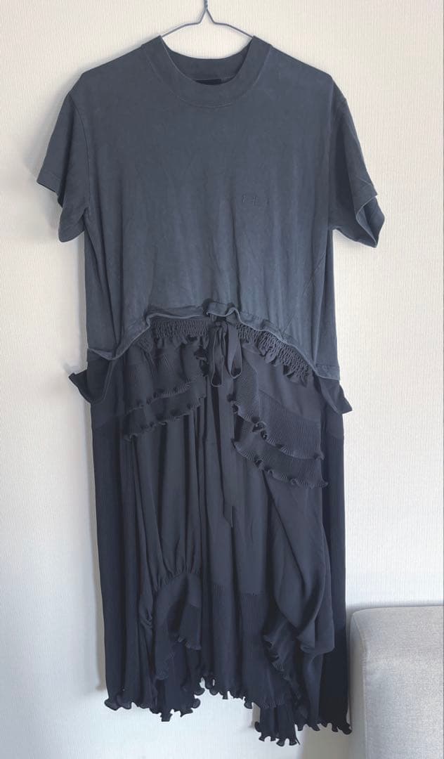 BALENCIAGAフリル付きカットソーワンピースM・BALENCIAGA