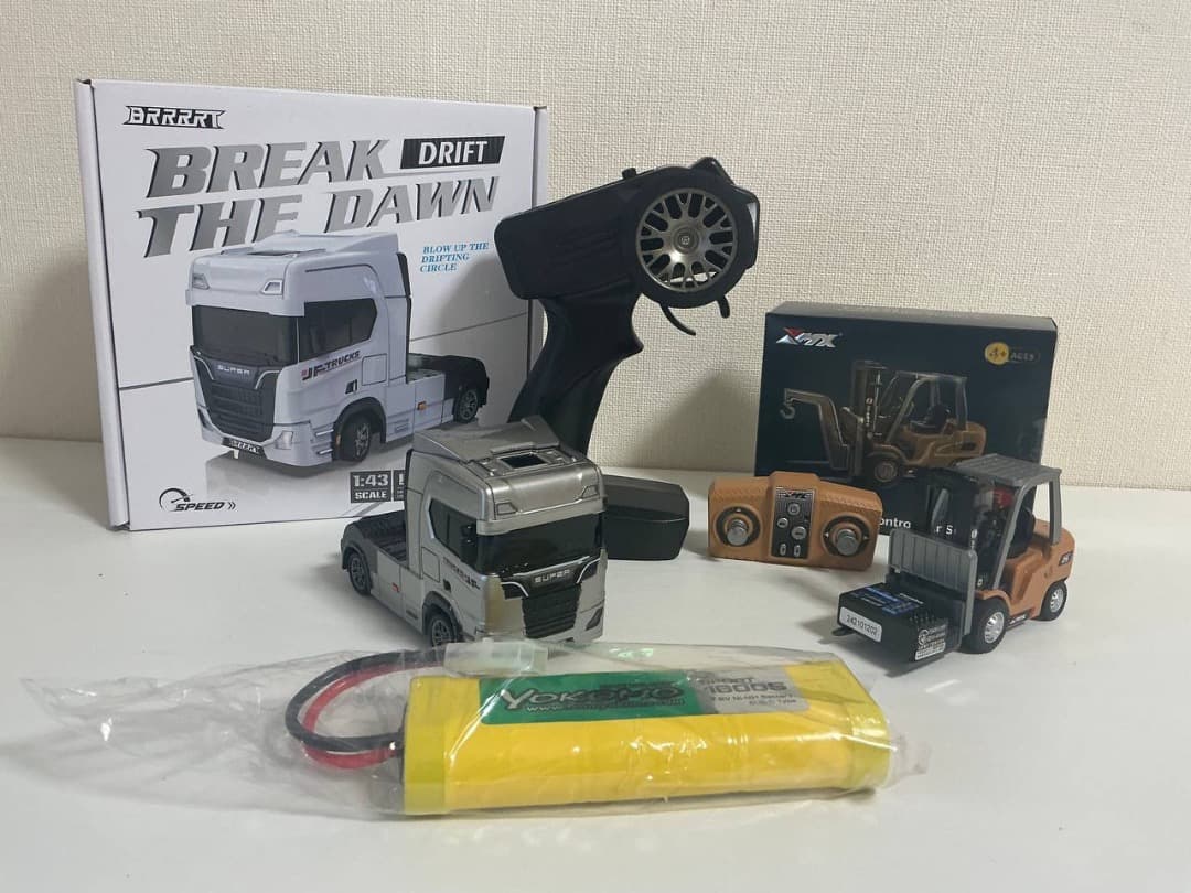 【4点セット】BRRRT スカニア・フォークリフト・R314SBE・バッテリー