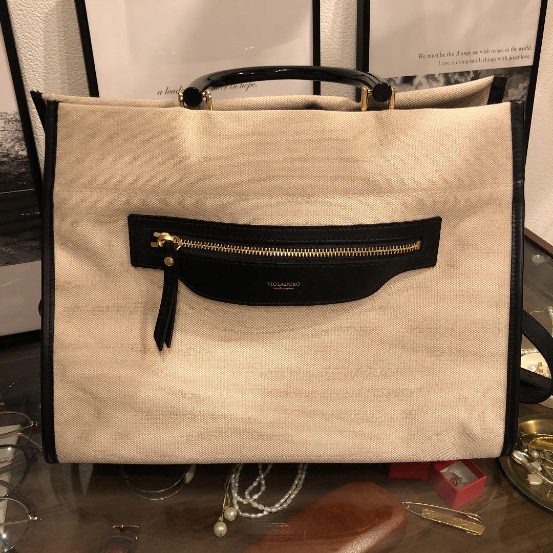 ヴィオラドーロの新品バック