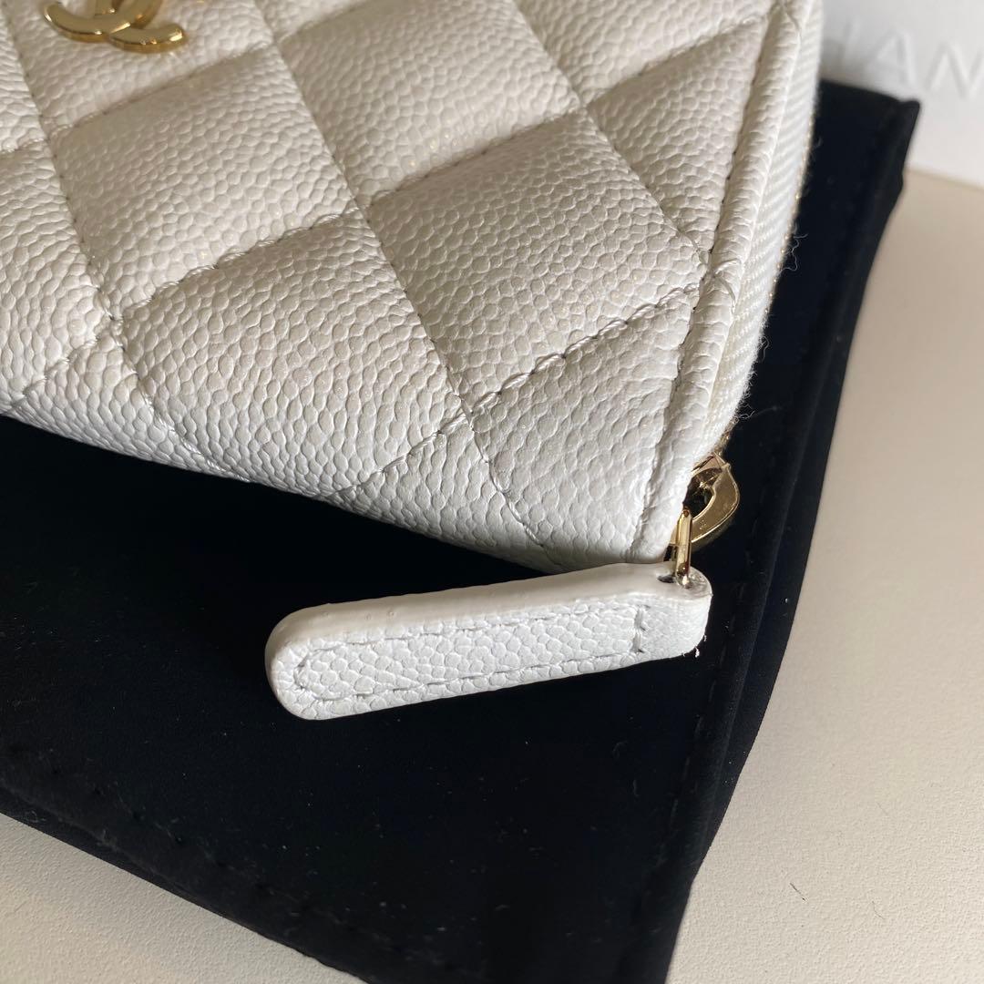 【未使用】CHANEL ミニ財布　フラグメントケース　ホワイト　2024年