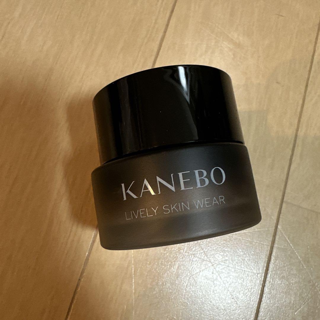KANEBO ライブリースキンウェア ソフトオークルAA　新品未使用