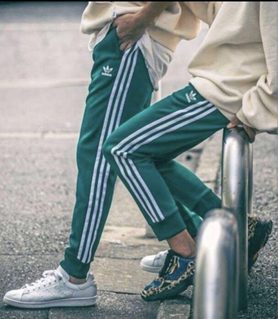 アディダスオリジナルス　ジャージ　スウェット　スゥエット トラックパンツ　SST