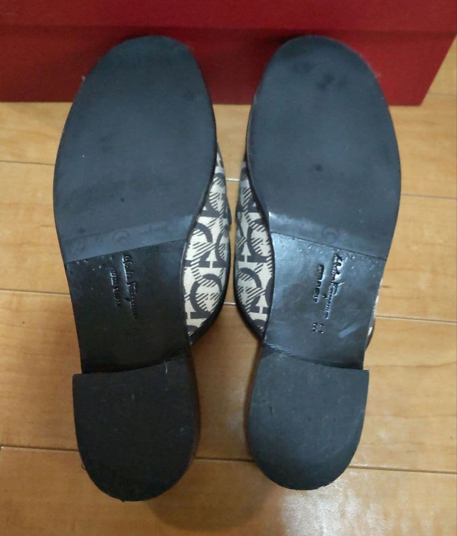 Salvatore Ferragamo ミュール