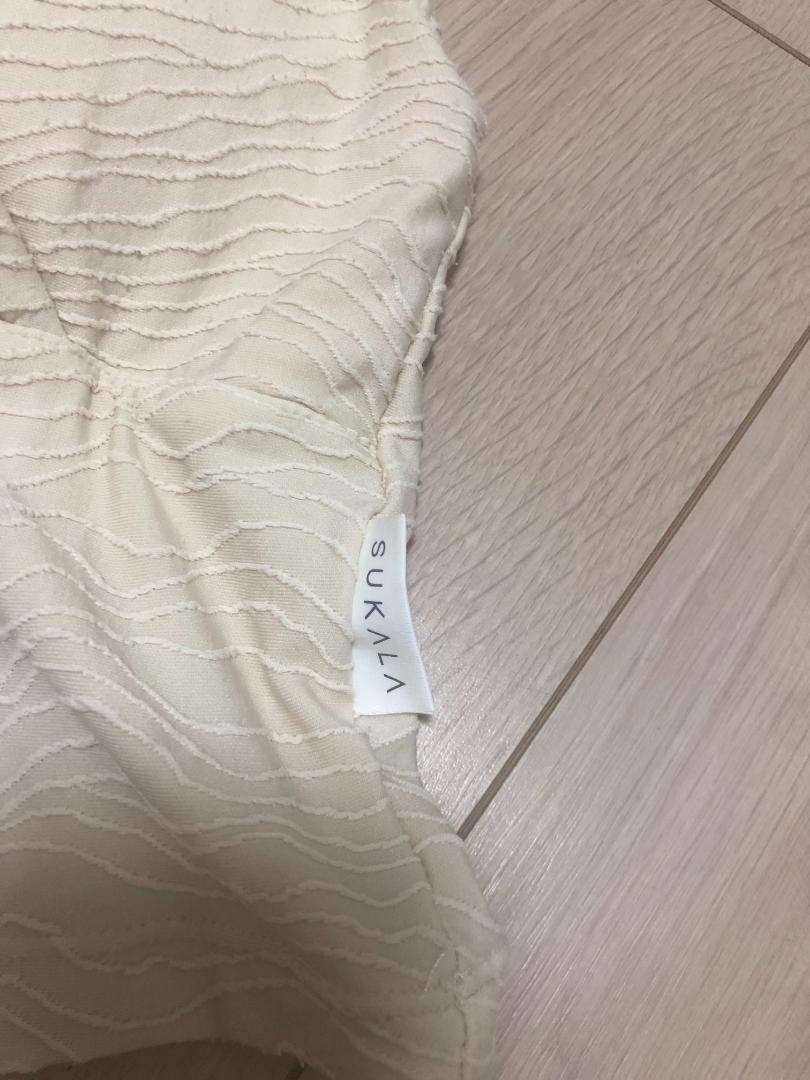 完売品【SUKALA】　キャップスリーブトップス　ライトベージュ