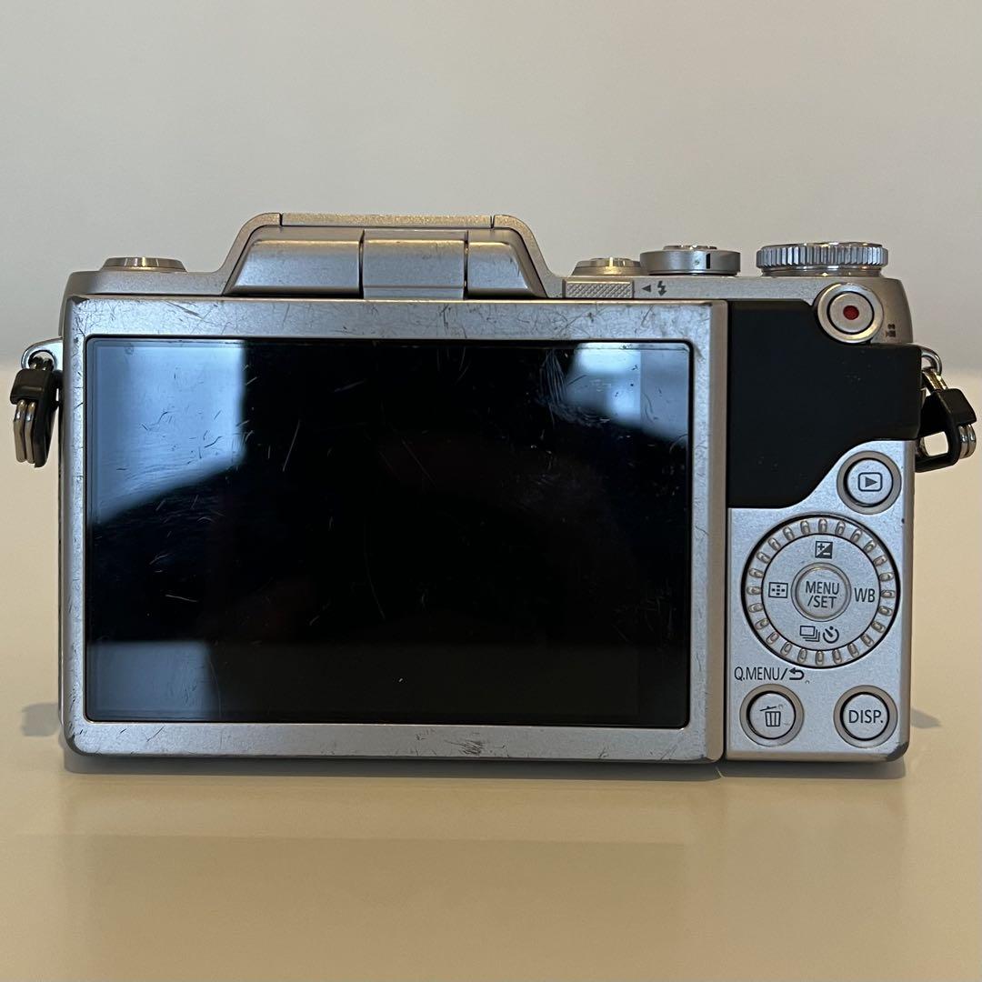 デジタルカメラ Panasonic LUMIX DMC-GF7
