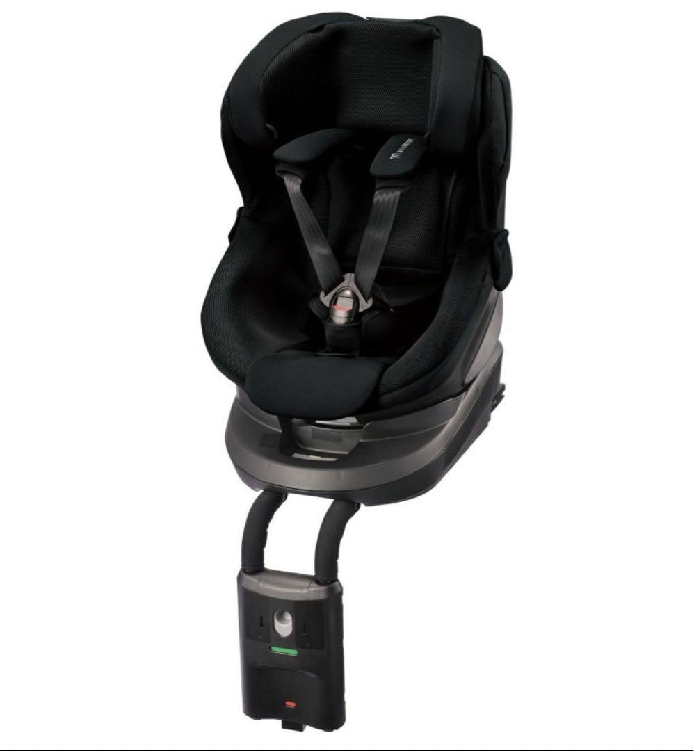 エールべべ クルット R ST ISOFIX 2024年製 黒　チャイルドシート