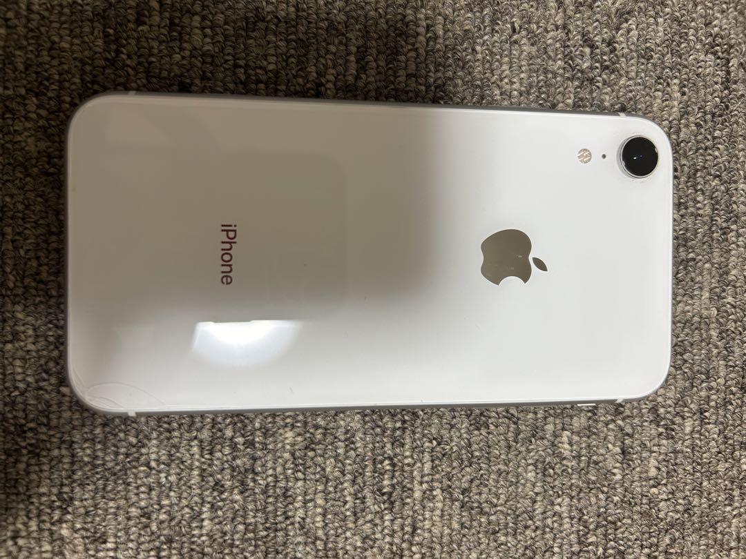 【美品】iPhone XR ホワイト 64GB 本体　正規品 Amazon | 【整備済み品】 Apple iPhone XR 64GB ホワイト SIM