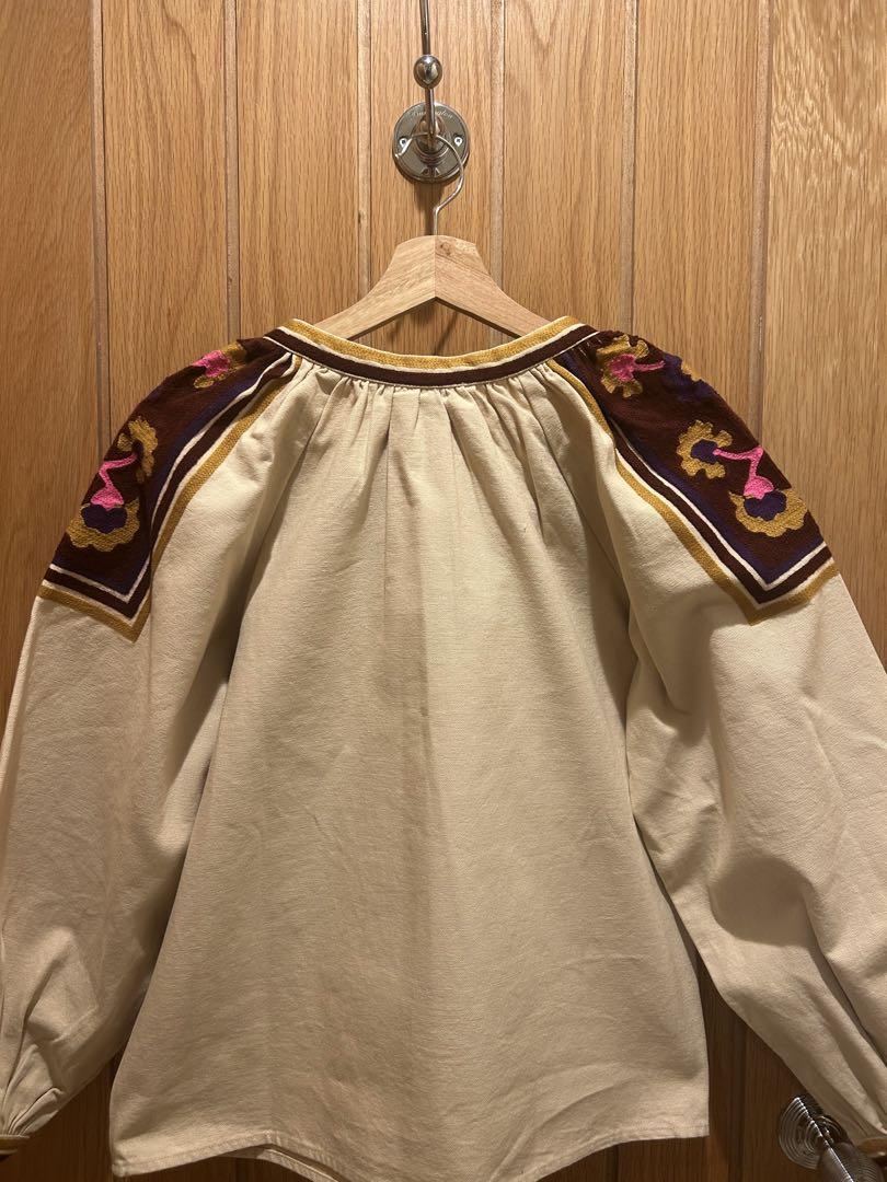 Sezane セザンヌ刺繍入り長袖トップス　新品未使用　36 フランスの人気店