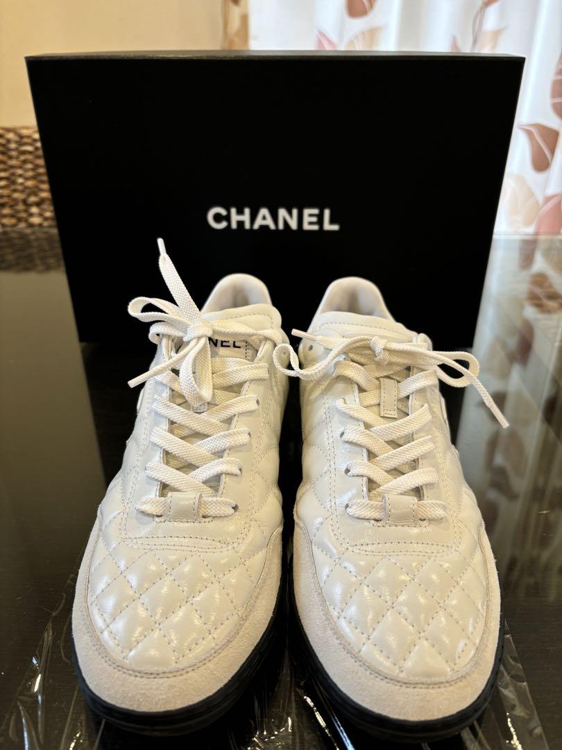 CHANELスニーカー　37サイズ 極美品】CHANEL スニーカー 20ss ロゴ サイズ37(24.0cm)