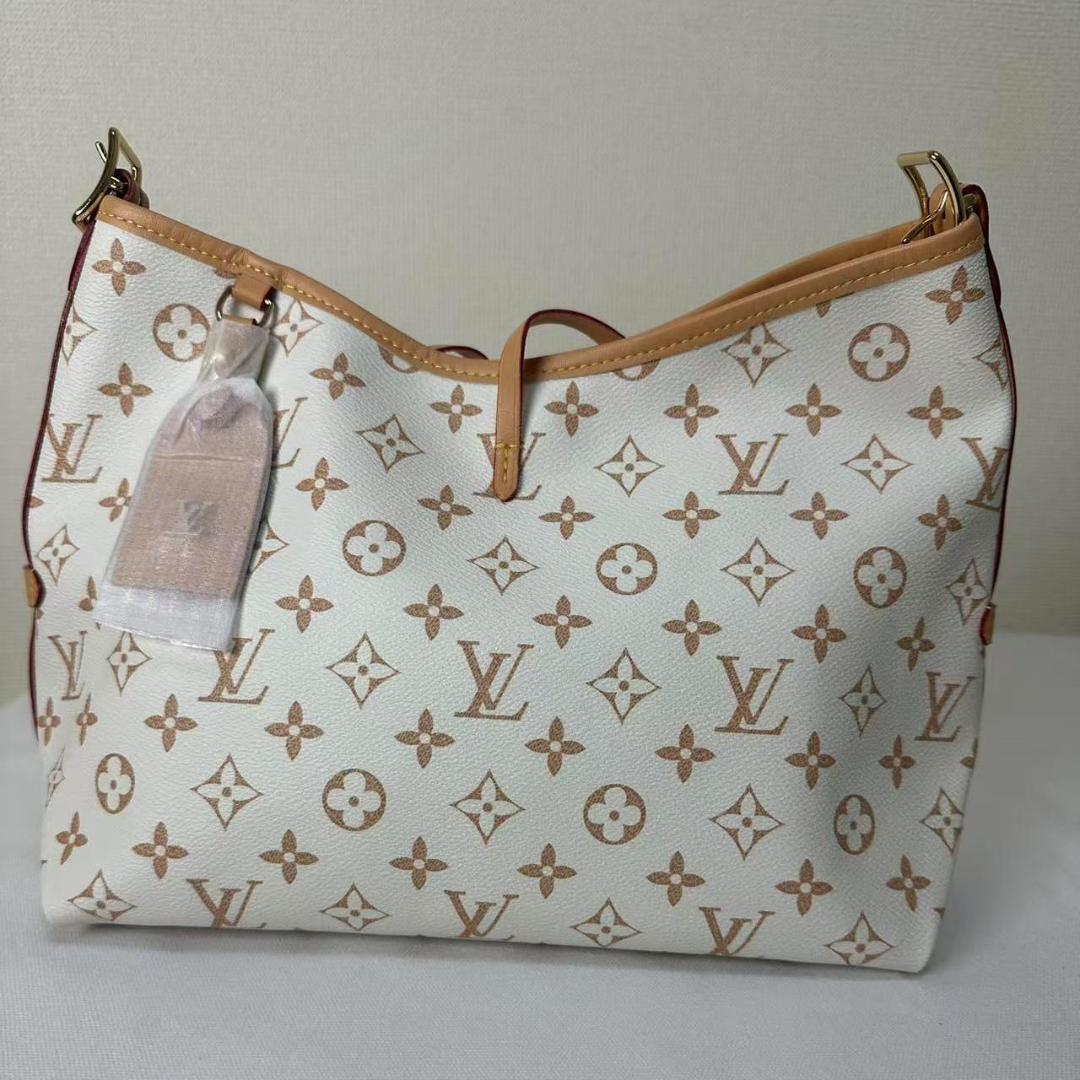 Louis Vuitton ショルダーバッグ ホワイト/ベージュ - メルカリ