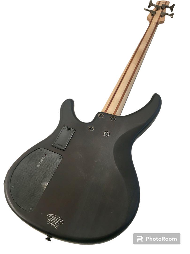 ヤマハ　エレキベース　YAMAHA TRBX504 ブラック