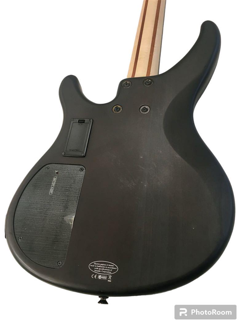 ヤマハ　エレキベース　YAMAHA TRBX504 ブラック