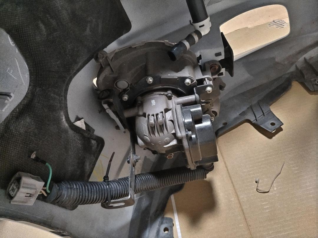 レクサス UVF45 UVF46 LS600h 中期 フォグランプのみ