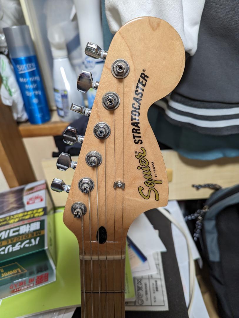 Squier Stratocaster サンバースト ラージヘッド Squier by Fender / Affinity Series Stratocaster Laurel
