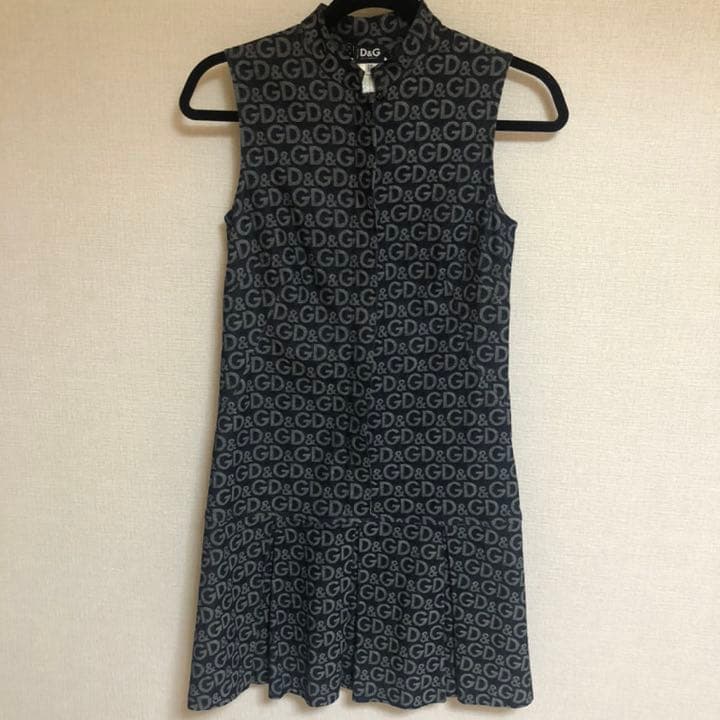 メルカリ Dolce Gabbana ドルガバ デニムワンピース ひざ丈ワンピース 7 999 中古や未使用のフリマ