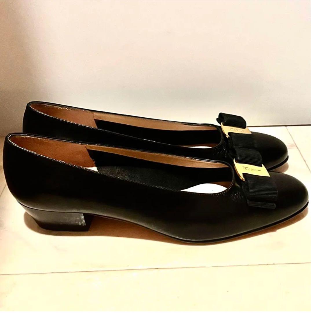 の 人気アイテムランキング Ferragamo 美品】Salvatore パンプス 送料無料 23.5 靴