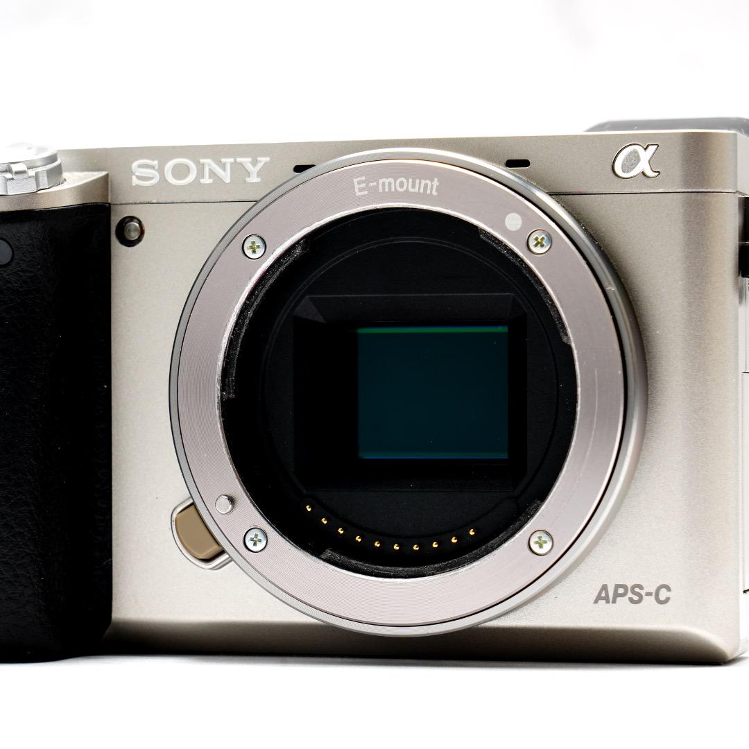 α6000 シルバー