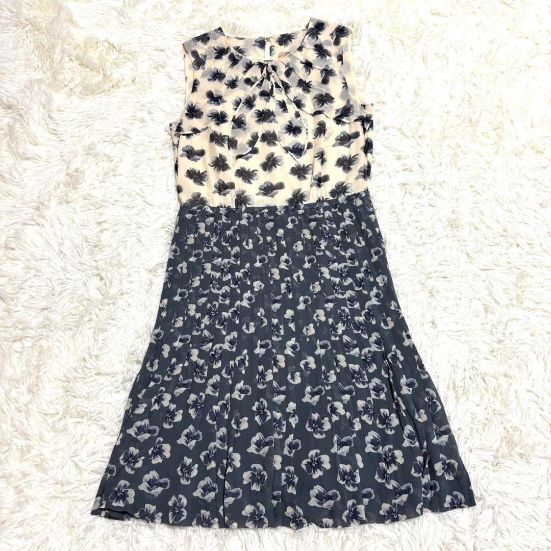 トリーバーチ　シルク100%ワンピース　Mサイズ　美品 美品/シルク100%】トリーバーチ 花柄 ワンピース ボタニカル