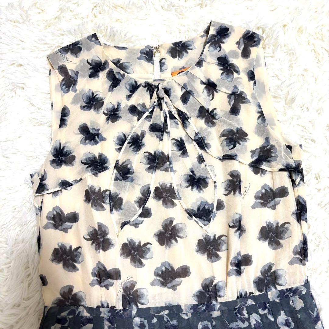 トリーバーチ　シルク100%ワンピース　Mサイズ　美品 美品】トリーバーチ シルク100% ボウタイ 花柄 ワンピース