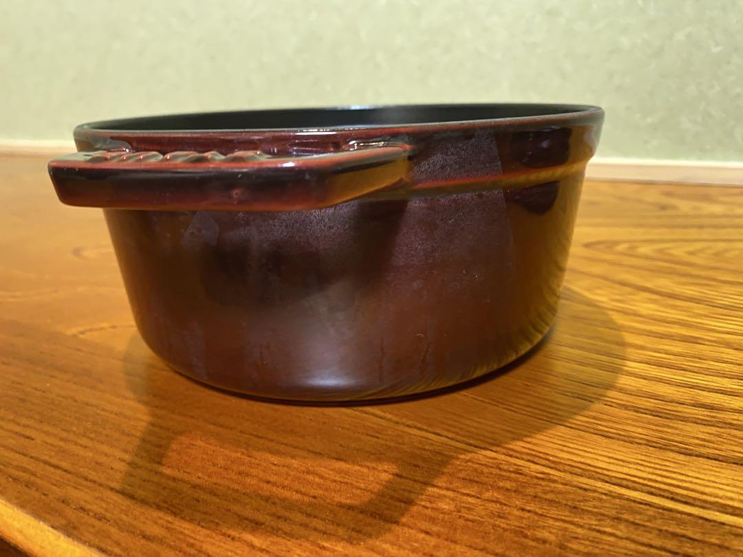 staub ストウブ ピコ ココット ラウンド グレナディンレッド 18cm