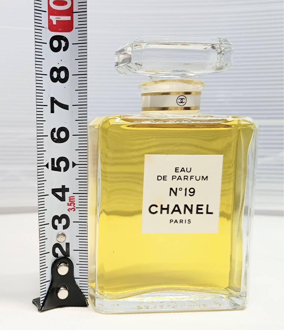 新品 CHANEL No19 シャネル 香水 オードパルファム 50ml