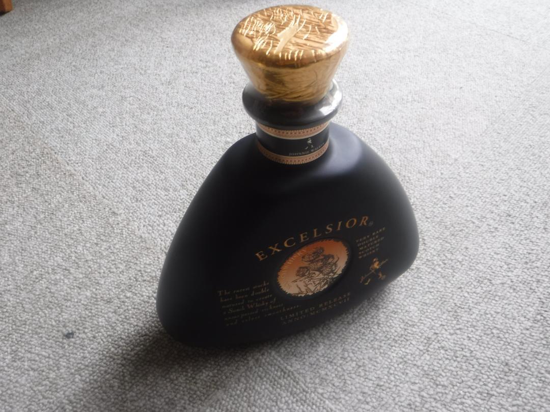 【未開封】JOHNNIE WALKER EXCELSIOR 750ml