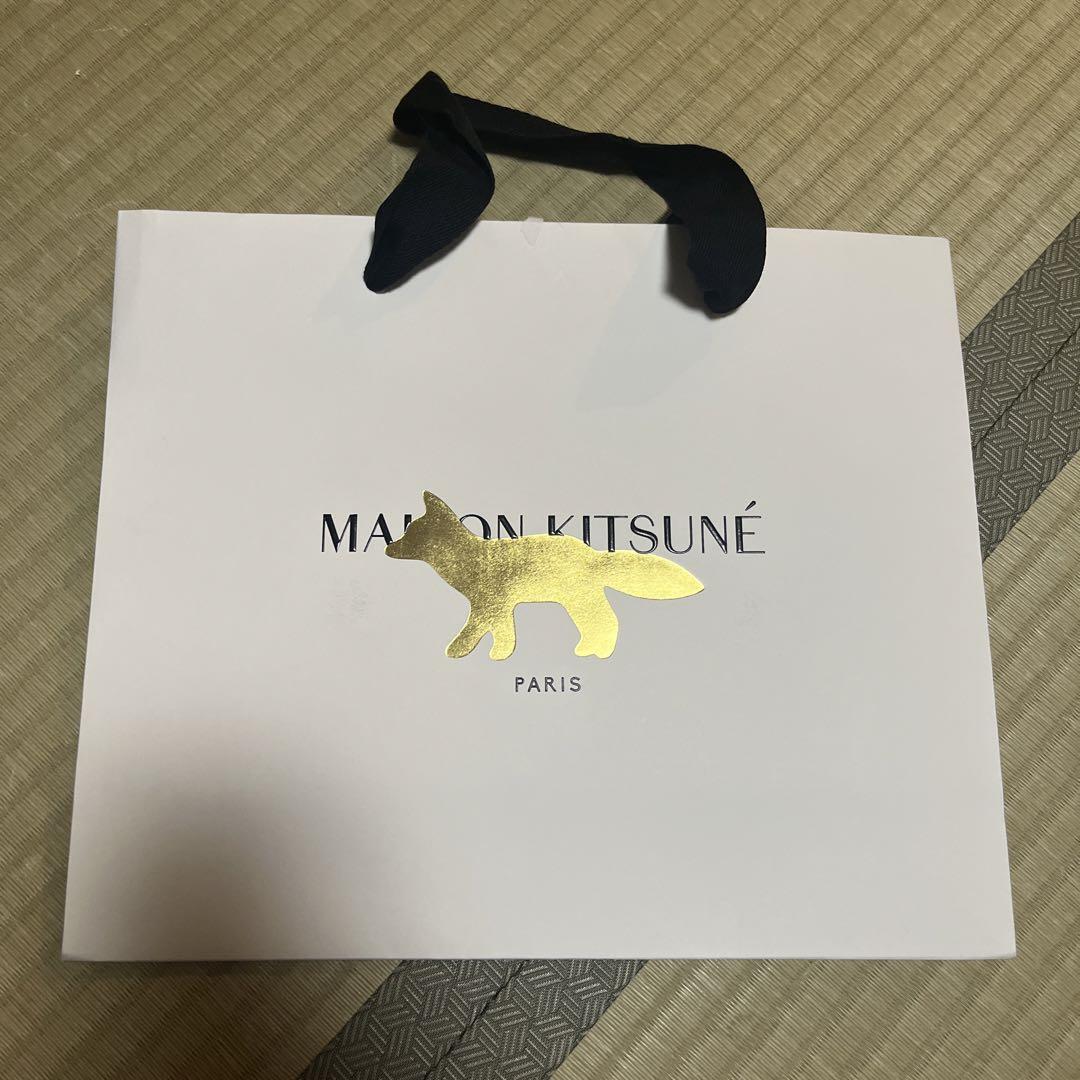 maison kitsune 紙袋