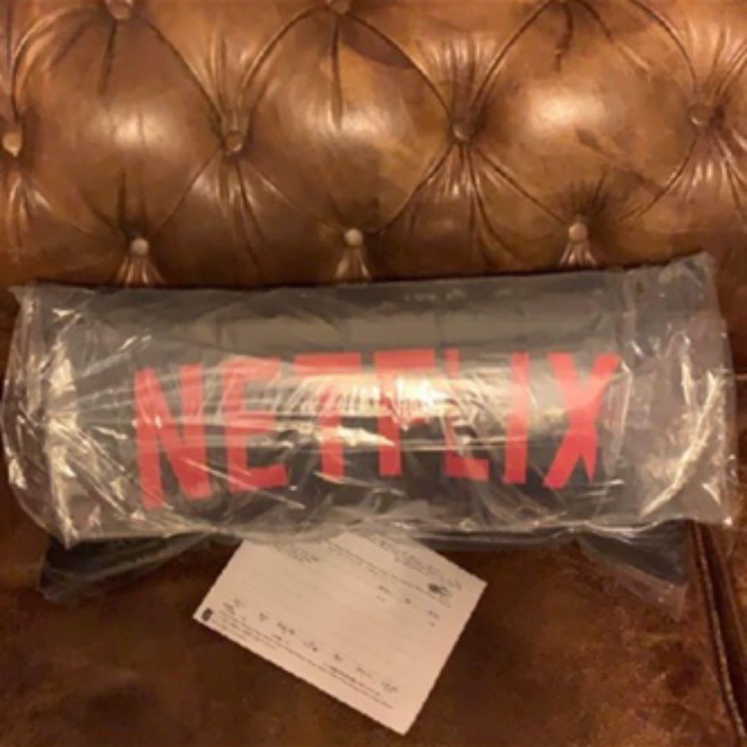 NETFLIX BEAMS Big Cussion BACK SCKOt-m72706503312 新品セール