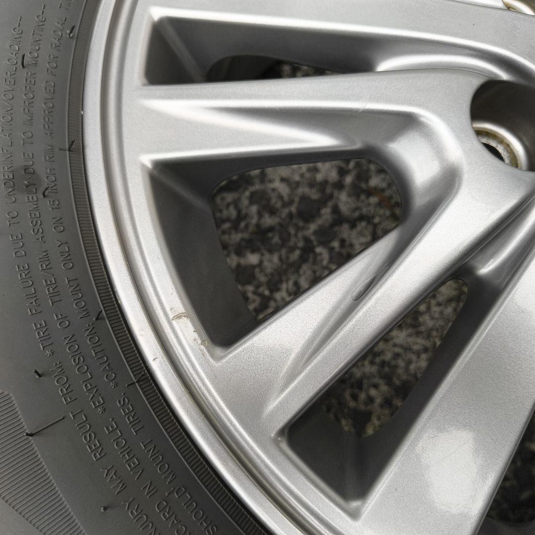 トヨタ純正　195/65R15　バリ溝　エスクァイア　VOXY ノア　４本セット