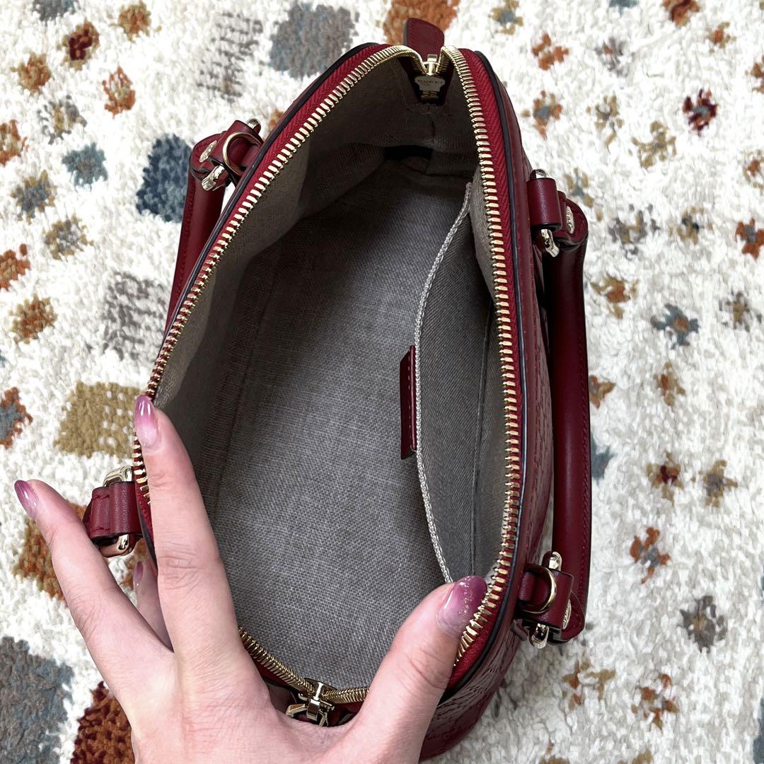 GUCCI