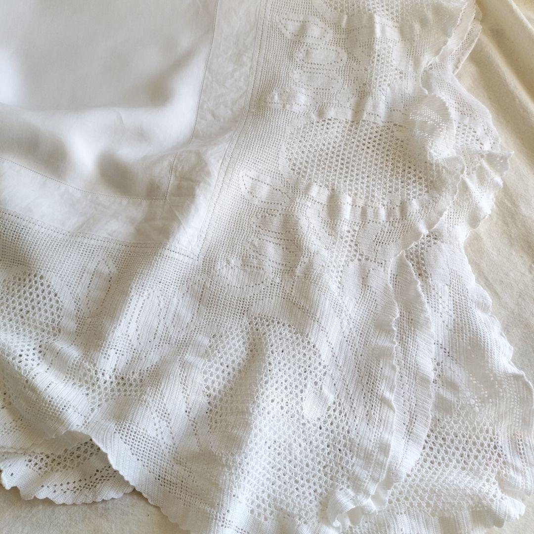 英国　Vintage　クロッシュwhiteテーブルクロス