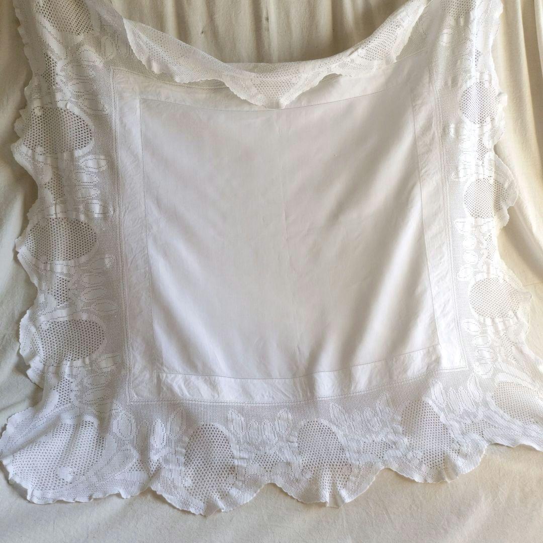 英国　Vintage　クロッシュwhiteテーブルクロス