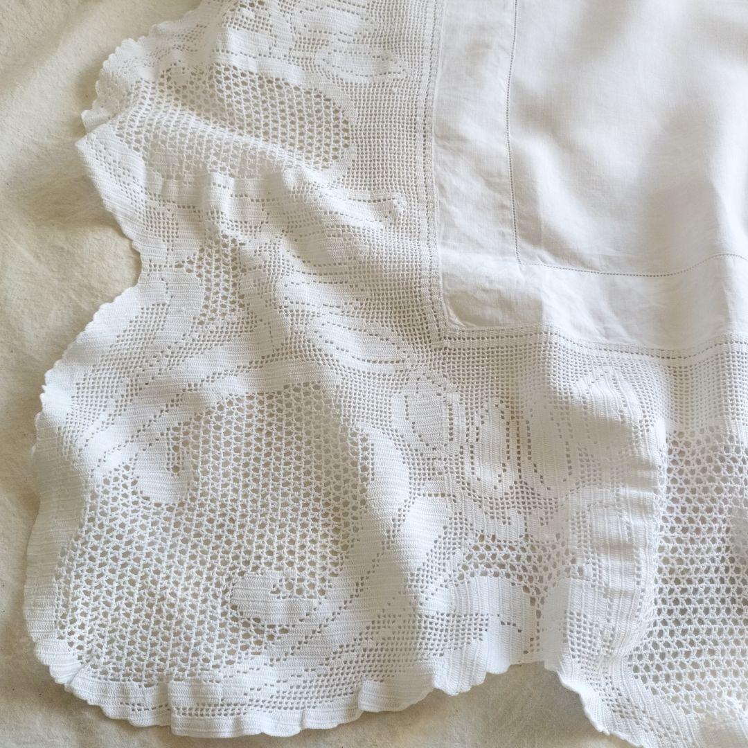 英国　Vintage　クロッシュwhiteテーブルクロス