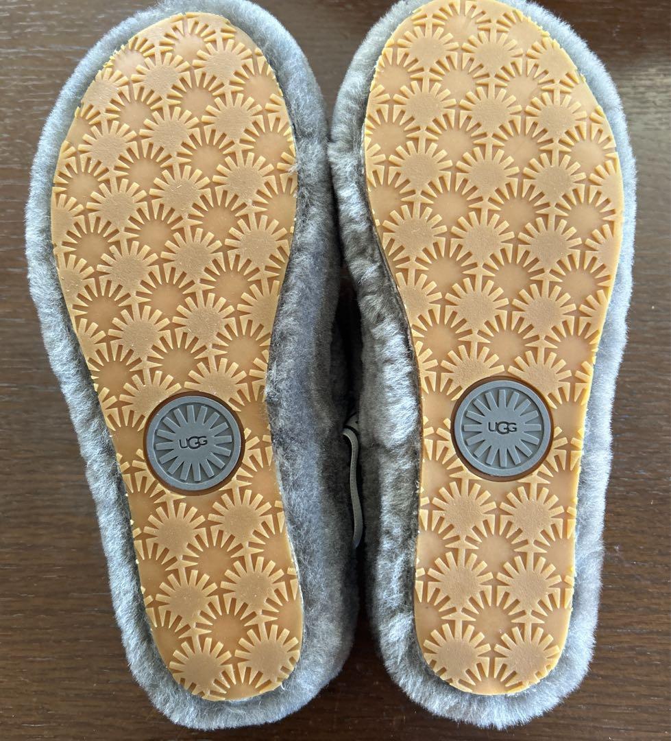UGG アグ ファーサンダル FAB YEAH レディース 24㎝